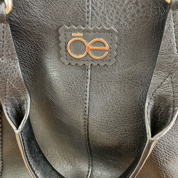 ōe Moda Chlōe black vegan leather tote bag laptop bag - Picture 4 of 13